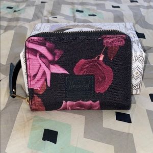 Tyler Rose Hershel wallet